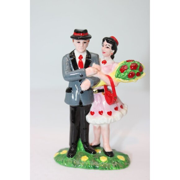 Dept 56 Snow Village - Chapel of Love, Set of 2 - Picture 6 of 8